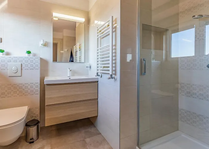 Sanny Andy * Medulin