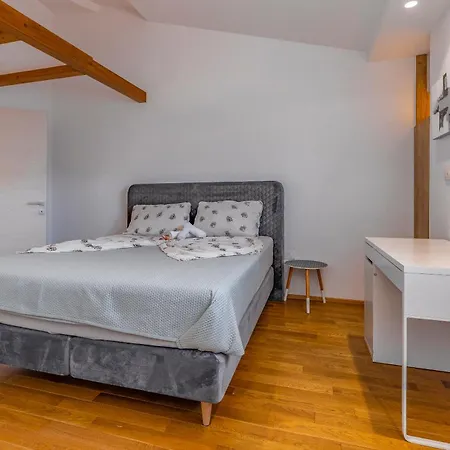 Apartmán Sanny Andy Medulin