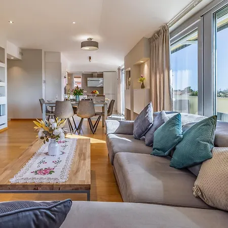 Apartamento Sanny Andy Medulin